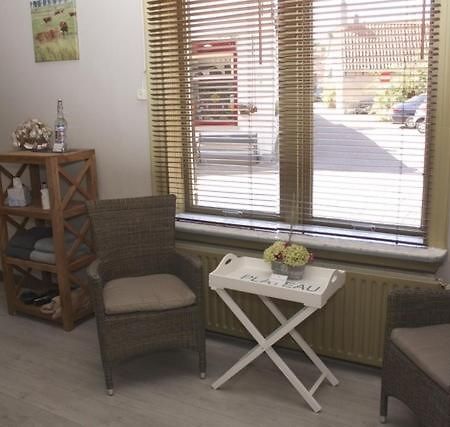 Lekker Bij Maas Bed & Breakfast Dreischor Luaran gambar
